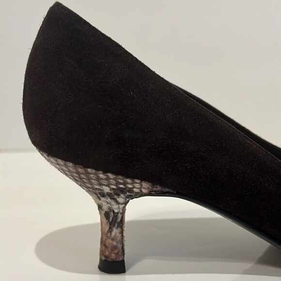 Stuart Weitzman Brown Suede/Embossed Leather Toe and Kitten Heel Shoes Size 7 - Picture 6 of 15